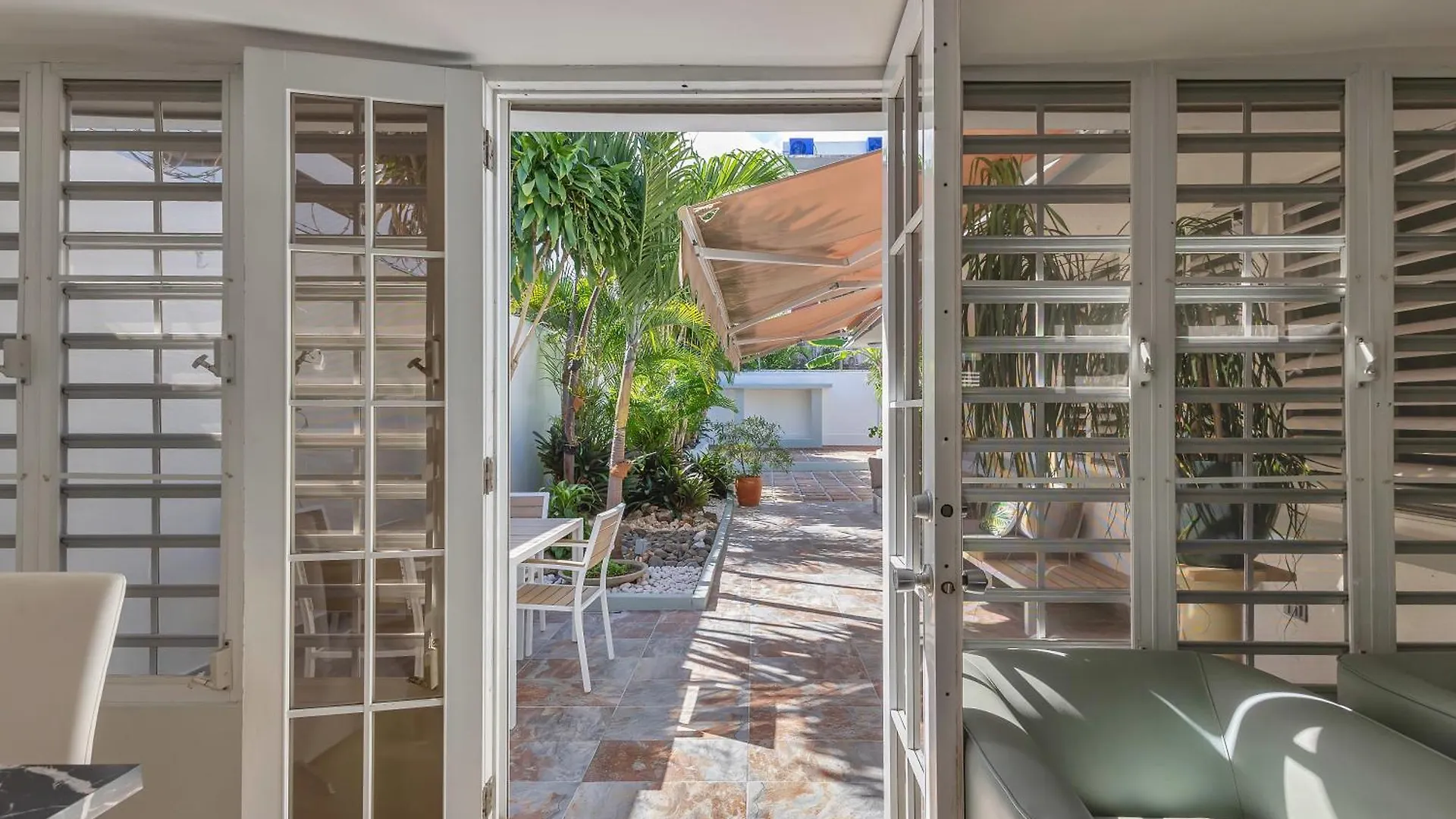 Condado 4 Bed 3 Bath Sleeps 8 Jacuzzi & Free Parking Villa San Juan 0*,
